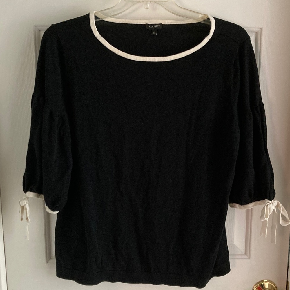Talbots Women's Black and Cream Knit Top